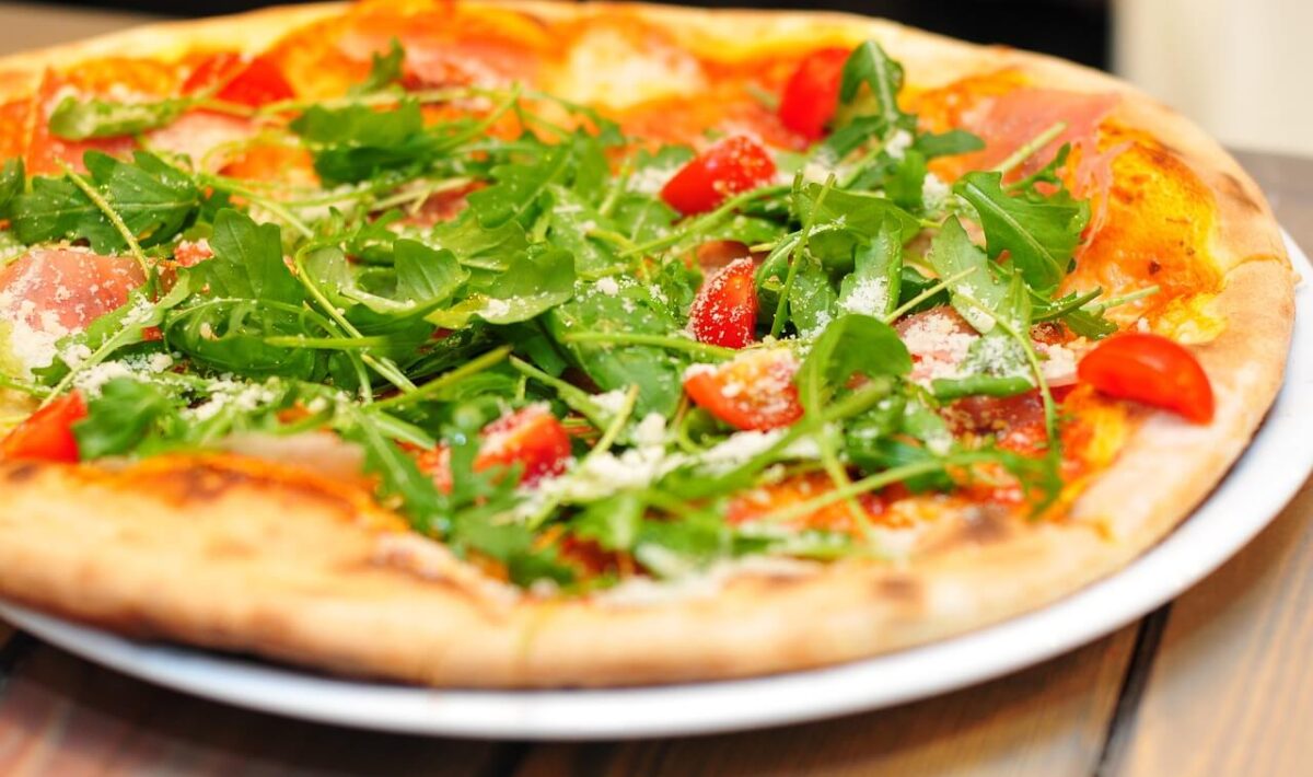 Pizza: danie, które kojarzy się z Włochami
